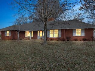 4505 Blue Ridge Blvd, Kansas City, MO 64133