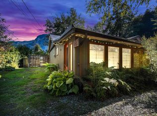 37791 3rd Ave, Squamish, BC V8B 0R2