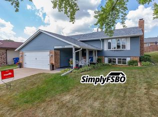 1338 W 47th Ct, Davenport, IA