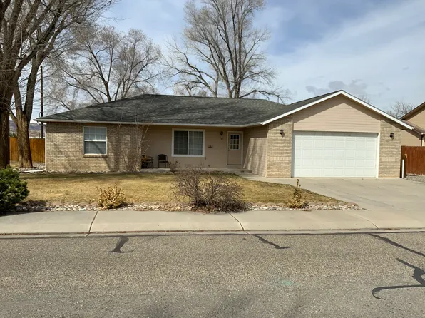401 Breeze Dr, Fruita, CO 81521