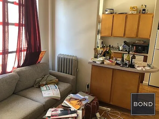 Rented by Bond New York | media 8