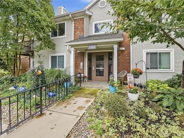 1520 Lake Pointe Way APT 1, Dayton, OH 45459