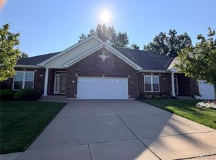 2418 Golden Bear Way UNIT 711A, Wentzville, MO 63385