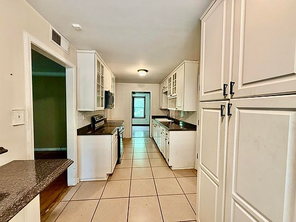 5th image of 2773 McCulley St
