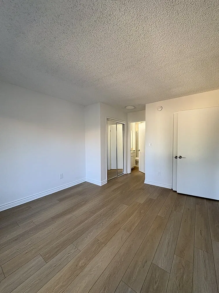 Lido Apartments - 9915 National Blvd — Photo 2