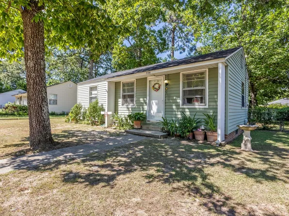 726 Palm Dr, Aiken, SC 29803