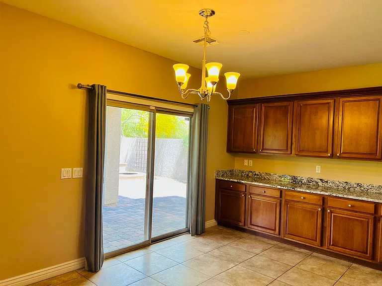 1326 E Macaw Dr — Photo 9