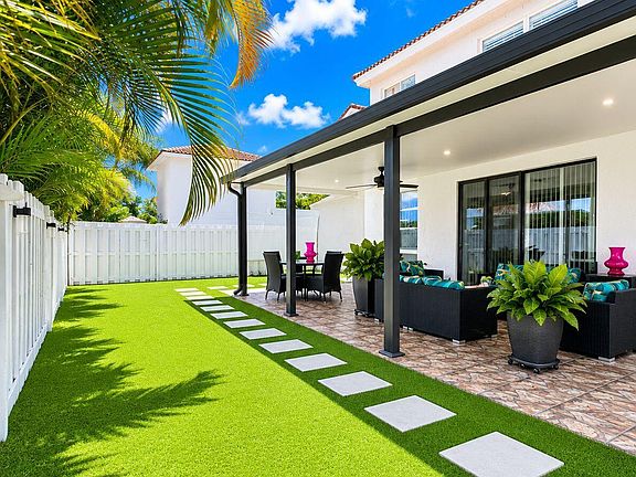 2nd image of 6937 Turtle Bay Terrace