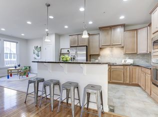 122 Parkview Ave, Gaithersburg, MD 20878