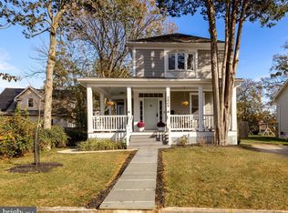 3809 30th St, Mount Rainier, MD 20712