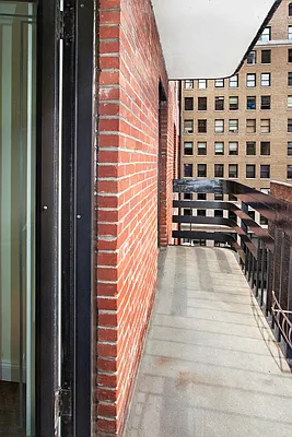 Rented by Mirador Real Estate | media 21