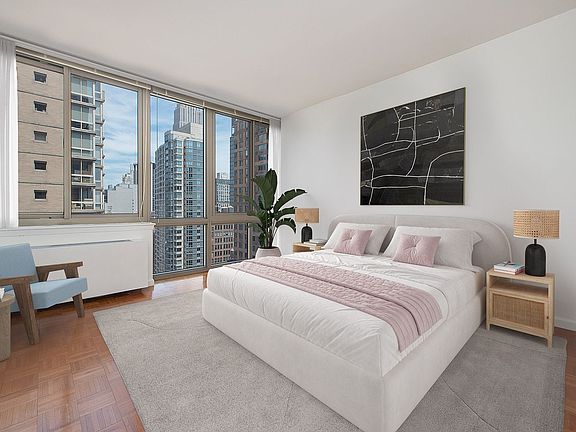 5th image of 100 W 26th St APT 18F