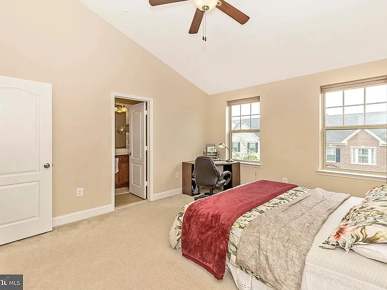 11882 Country Squire Way — Photo 23