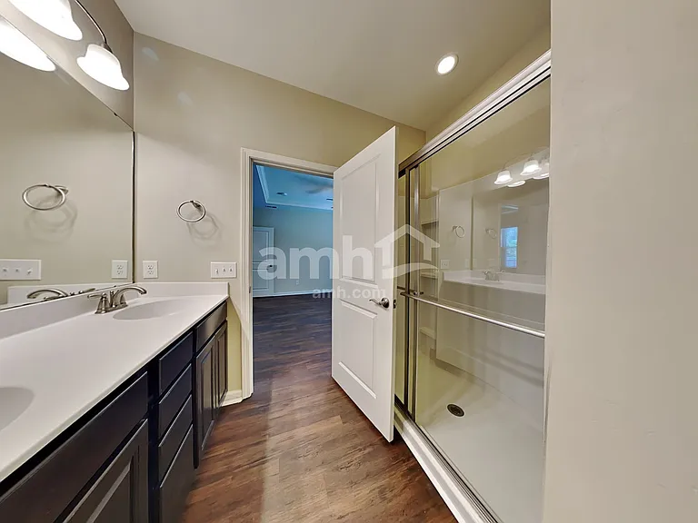 266 Decatur Dr — Photo 13