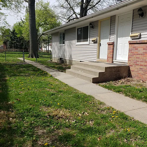 3032 T St Photo 1