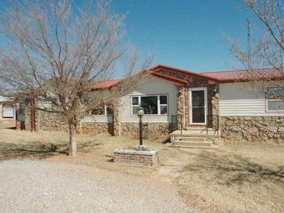 12490 N 2210th Rd, Rocky, OK, 73661