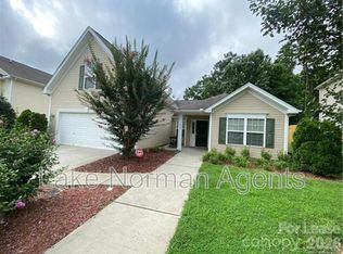 1425 Eastway Dr, Dallas, NC 28034