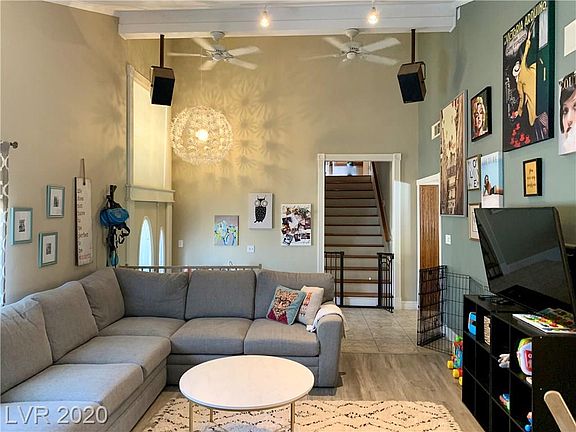 5th image of 6205 Sweetbriar Ct