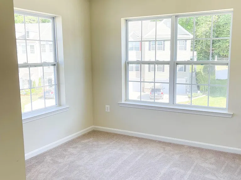 45722 Bethfield Way — Photo 11