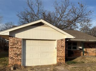 508 E Wallace St, Shawnee, OK 74801