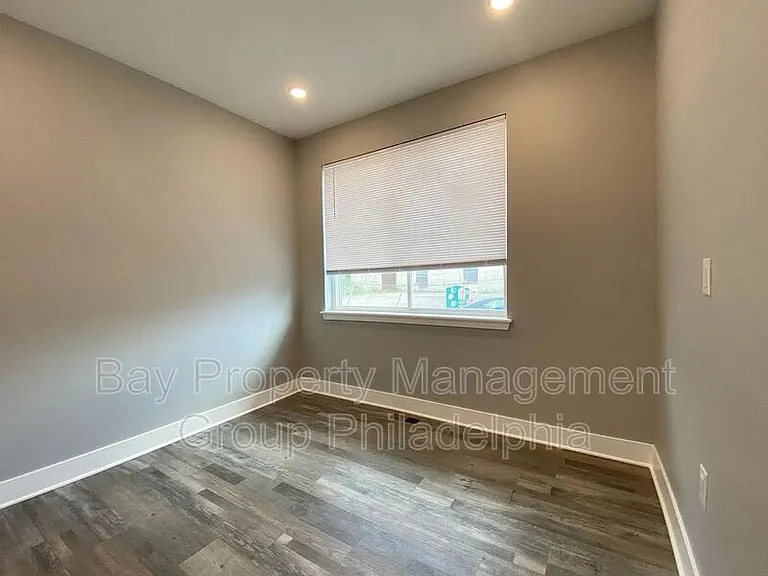 623 N 36th St #1 — Photo 8