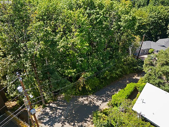 5th image of SW Sherwood Pl #53