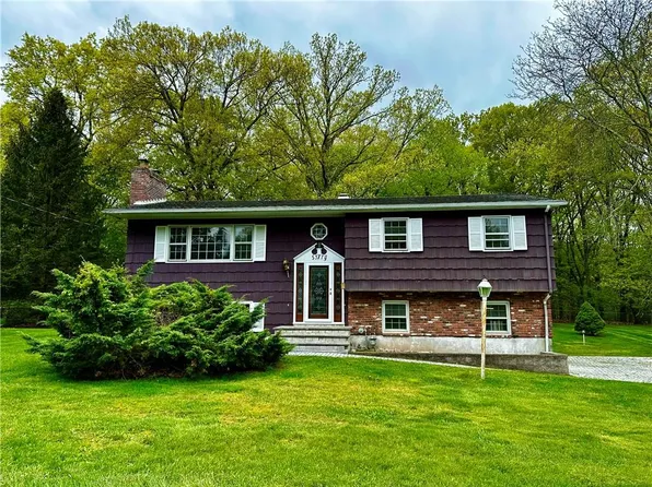 60 Theodore Roosevelt Drive, Blauvelt, NY 10913
