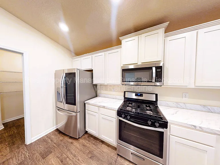 89 Logrono Ct — Photo 15