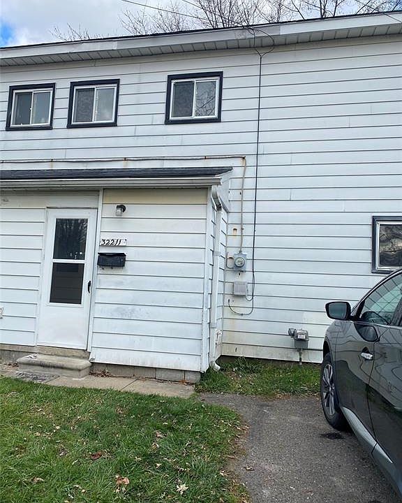 1st image of 32211 Oscoda Ct