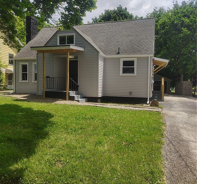 1st image of 21 Fernwood Ave