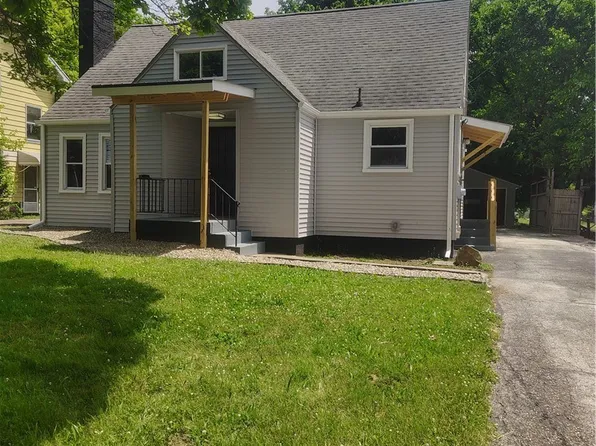 21 Fernwood Ave, Youngstown, OH 44509