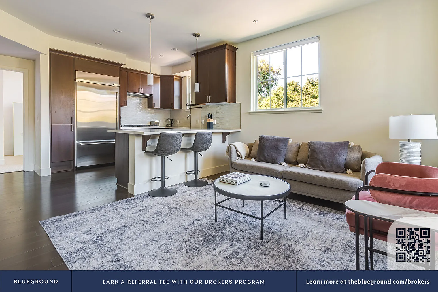 2 bed, 2.0 bath, 1159 sqft, $5,700 — Photo 3