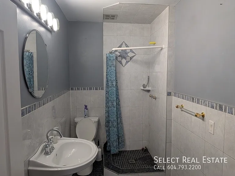 46365 Cessna Dr — Photo 12