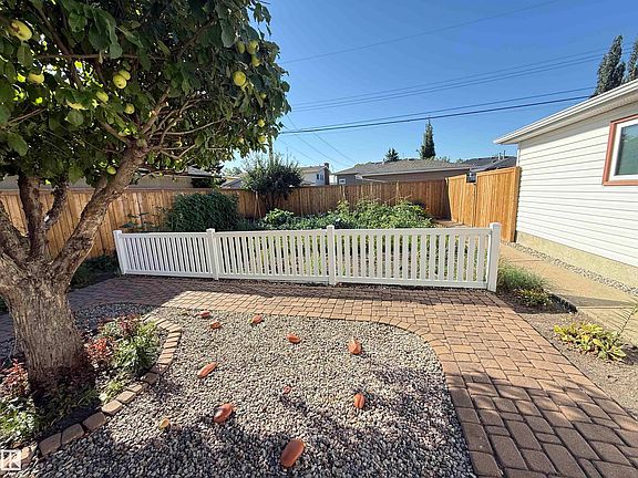 4th image of 7007 91st Ave NW