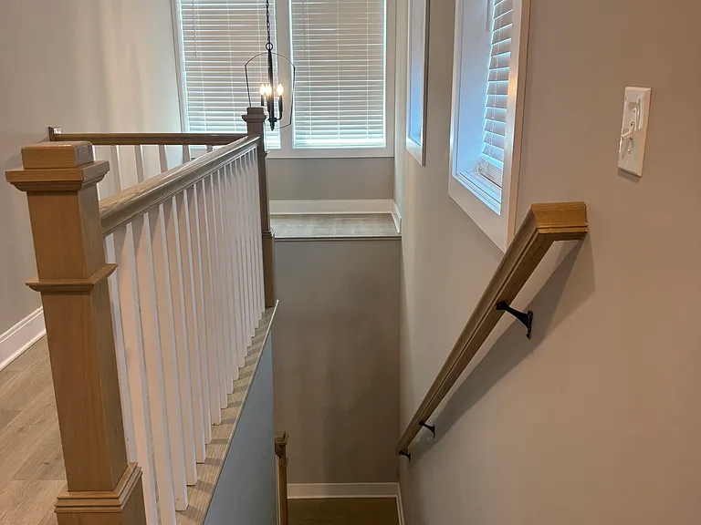 1121 Lawrence Ave #7 — Photo 15