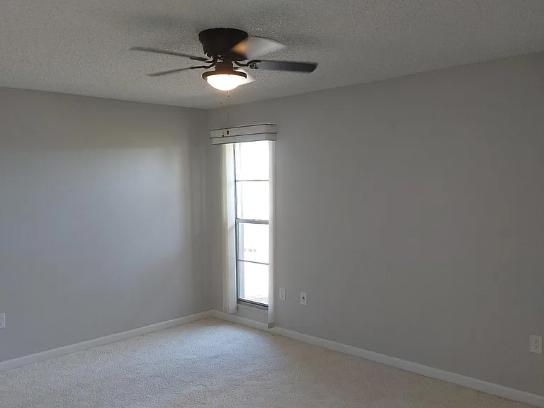 13204 W Hyacinth Dr — Photo 13