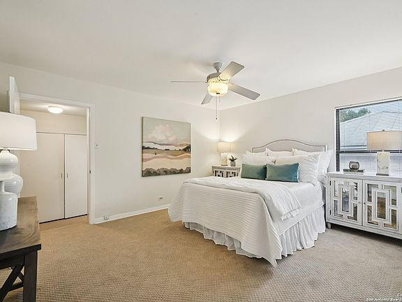 5th image of 419 Woodcrest Dr