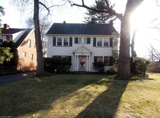 3070 Albion Rd, Cleveland, OH 44120