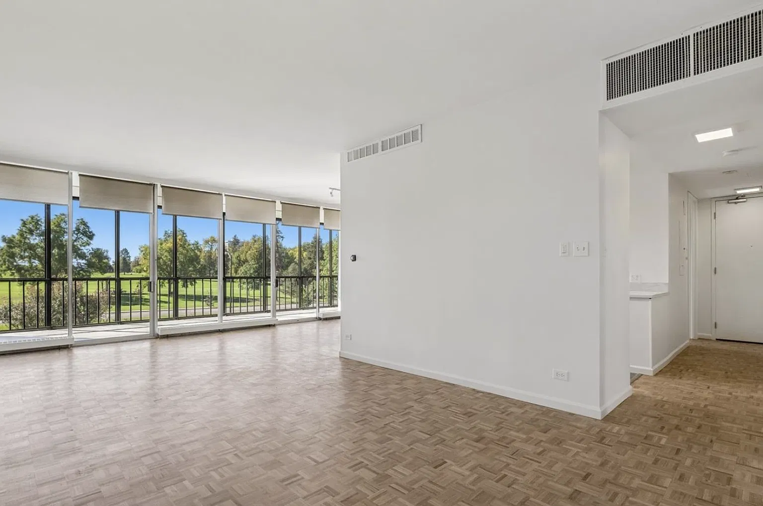 2 bed, 1192 sqft, $3,175 — Photo 3