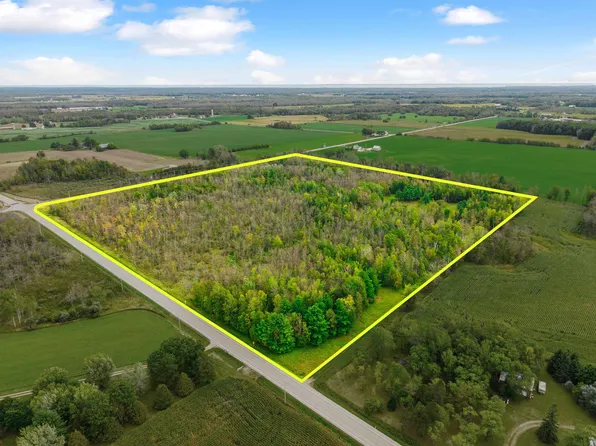 County Rd W, Coleman, WI 54112