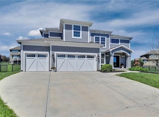 12468 S Solomon Rd, Olathe, KS 66061