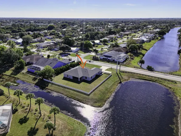 2501 SE Mariposa Avenue, Port St Lucie, FL 34952