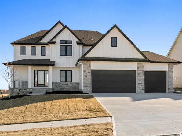 12617 S 79th St, Papillion, NE 68046