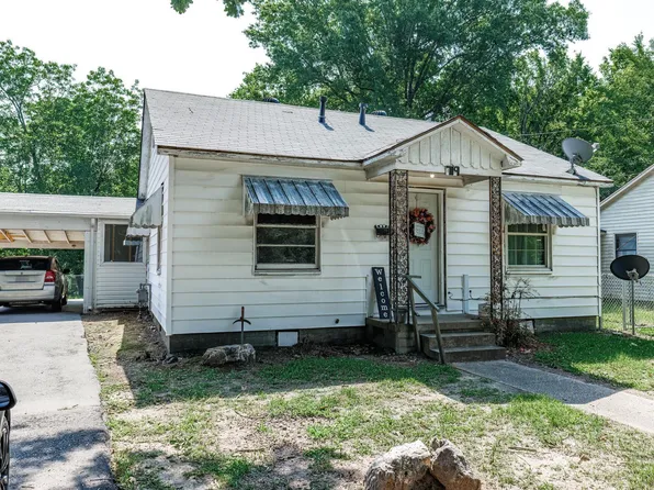 719 Division St, Malvern, AR 72104