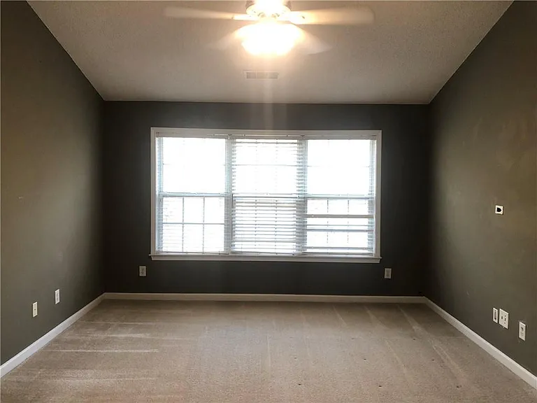 5871 Haterleigh Dr — Photo 17