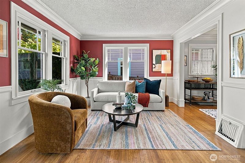 3rd image of 1207 NE 80th Street