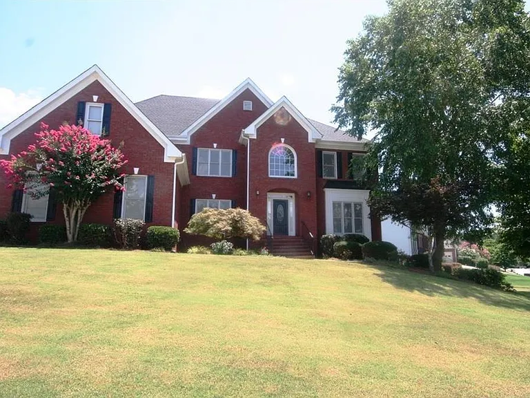 5760 Dovnick Dr SW — Photo 1