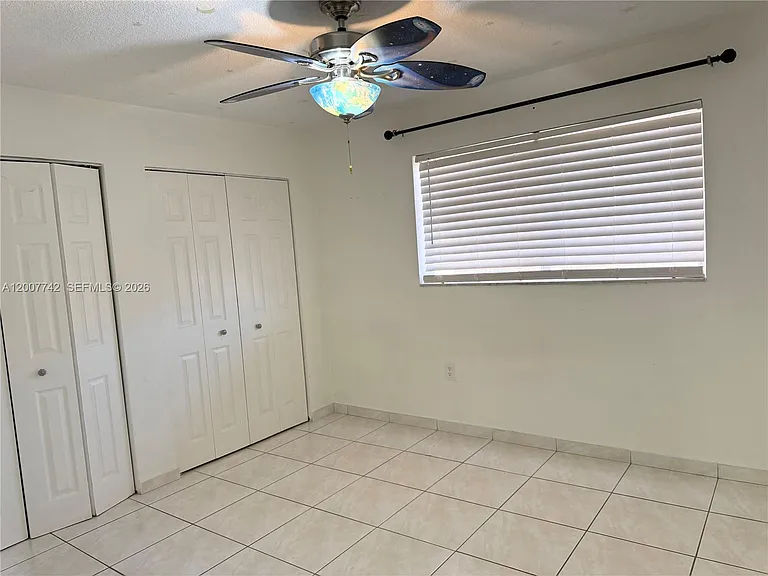 1850 W 56th St #2404 — Photo 9