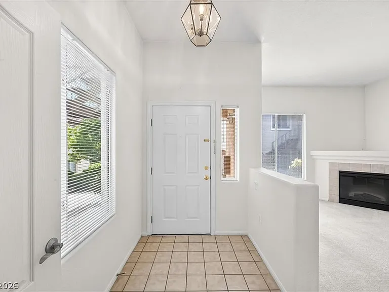 3320 Cactus Shadow St #103 — Photo 4
