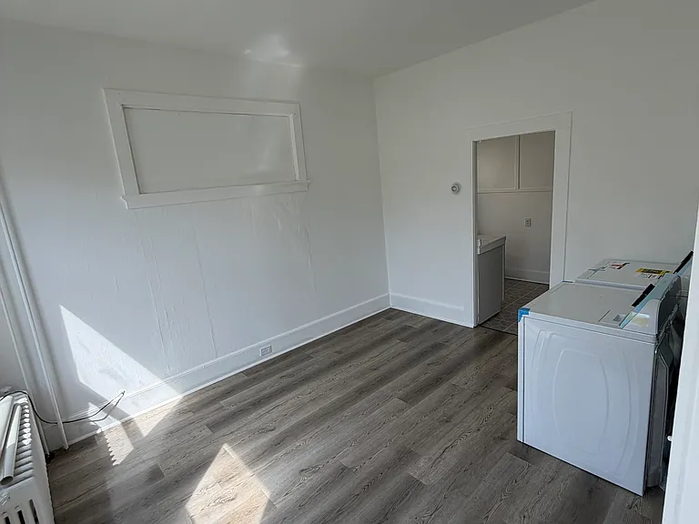 89 W Seneca St #1 — Photo 2